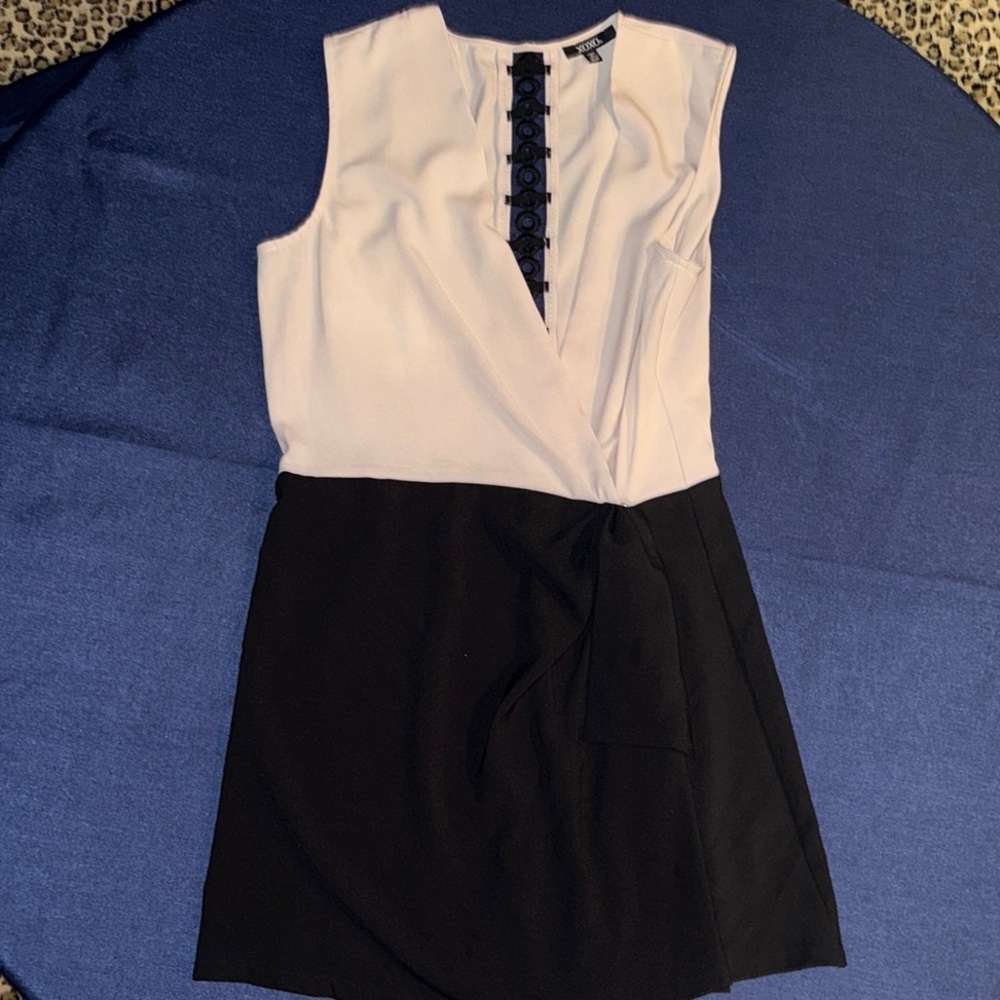 XOXO Sheath Mini Romper Plunge Neckline